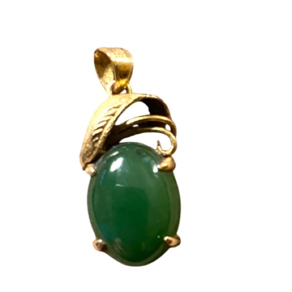 Vintage 14K Solid Gold Jade Pendant - Picture 1 of 5